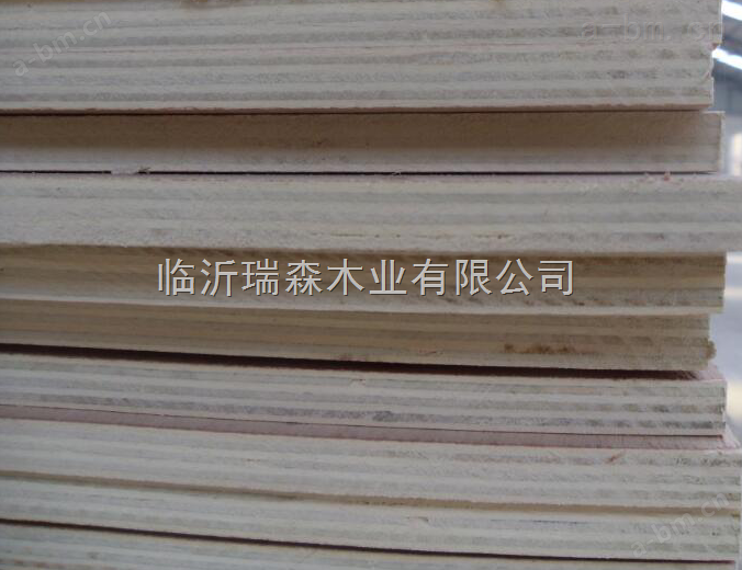 临沂厂家直供垫板木托盘胶合板异形板杨木漂白多层板