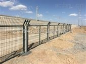 绿色铁丝护栏网 高速公路隔离护栏网 框架护栏网